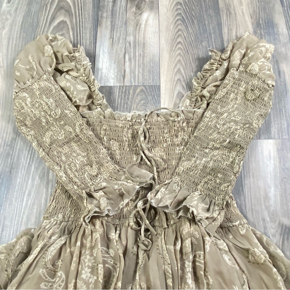 COPY - HANSEN&GRETEL Adorable paisley dress on or of shoulder puff sleeve. - Picture 5 of 14